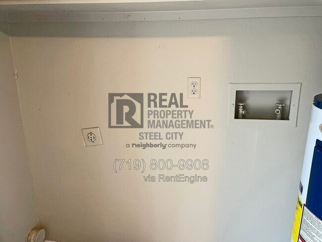 Building Photo - 1 Castle Royal Dr