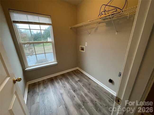 Building Photo - 6632 Centerline Dr