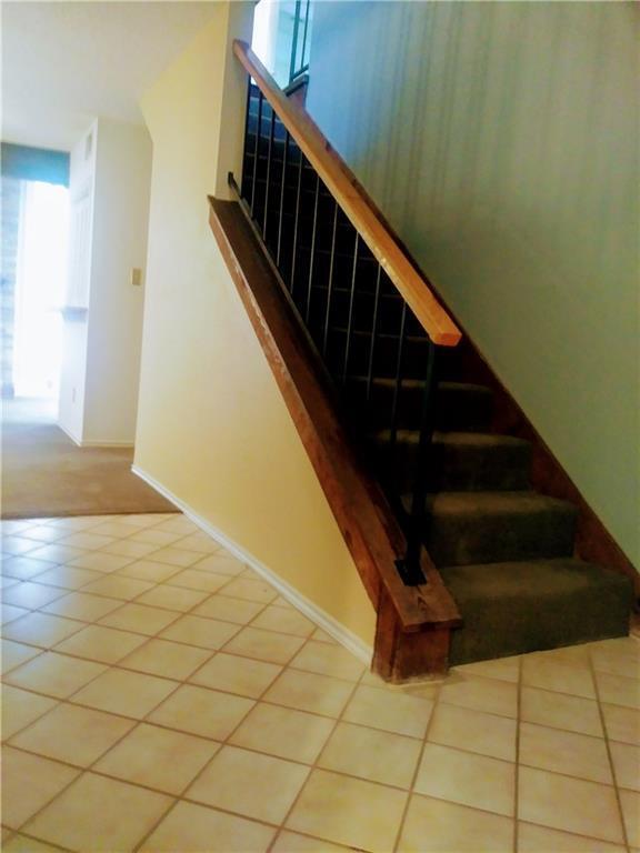 Building Photo - 8226 Summer Side Dr