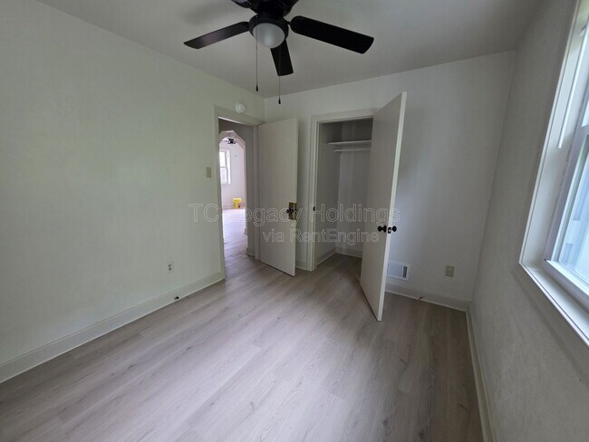 Building Photo - 517 Hornor Ave