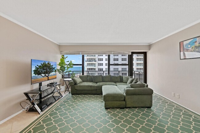 Building Photo - 3800 Galt Ocean Dr