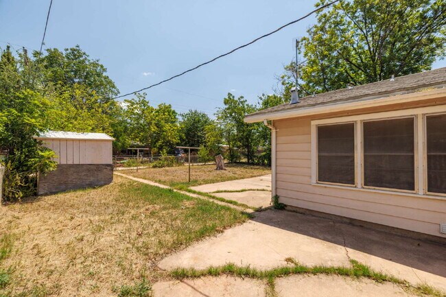 Building Photo - For Lease