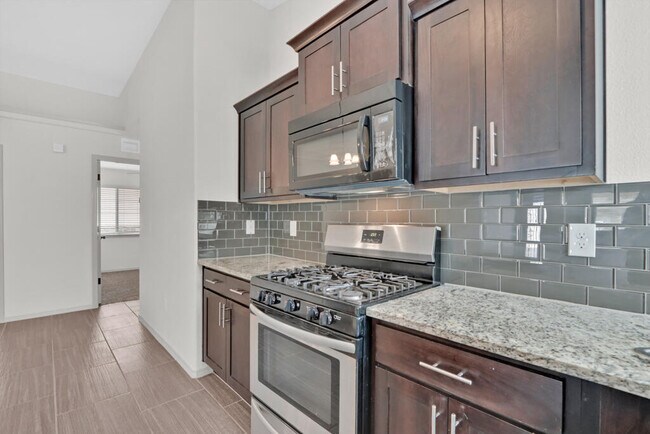 Building Photo - 14900 Tim Hardaway