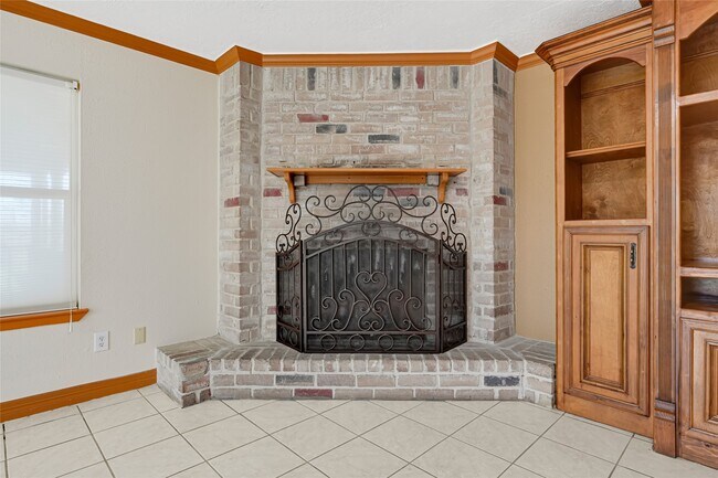 Building Photo - 7742 Whidbey Island Dr