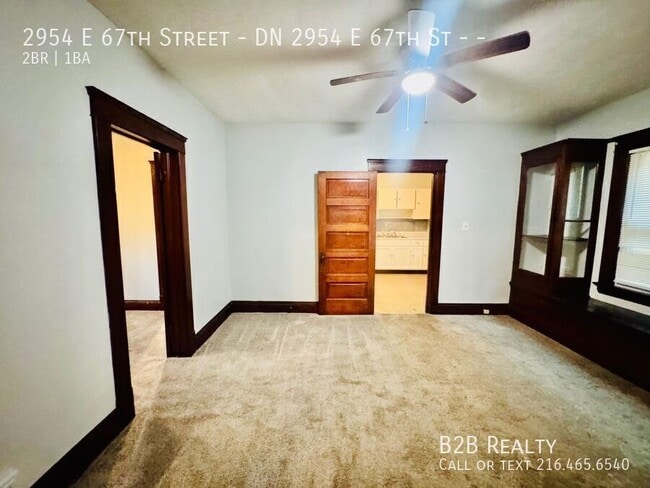 Building Photo - 2954 E 67th St
