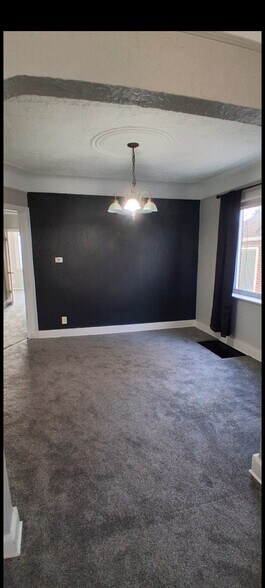 Building Photo - 6829 Abington Ave