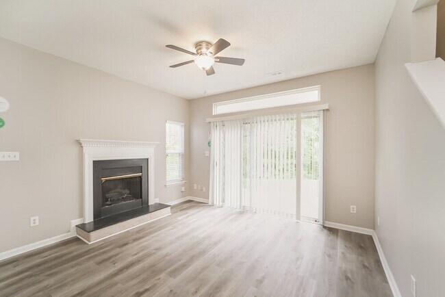 Building Photo - 8733 Cinnabay Dr