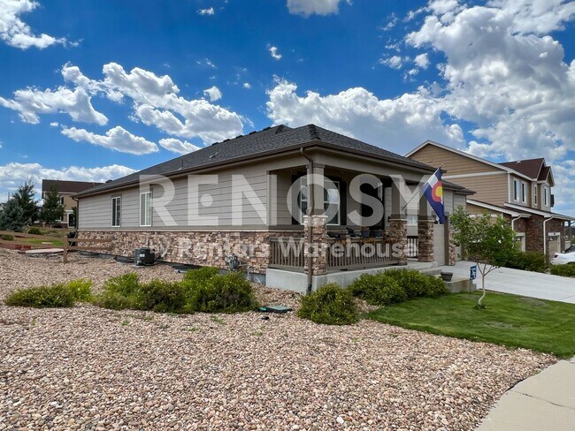 Building Photo - 25104 E Pinewood Pl