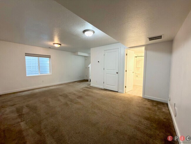 Building Photo - 4430 W 2550 N