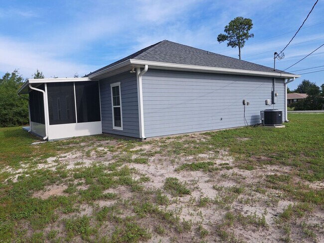 Building Photo - 6514 Wallace Rd