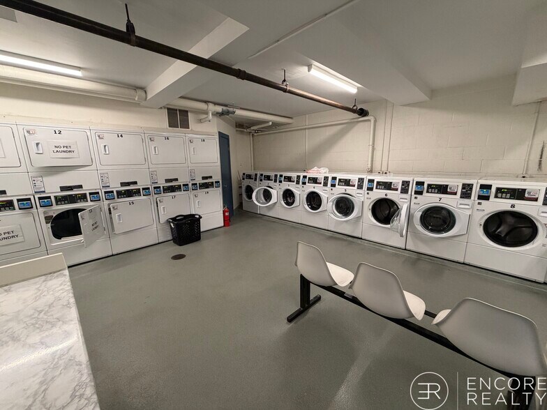 Building Photo - 205 Walden St