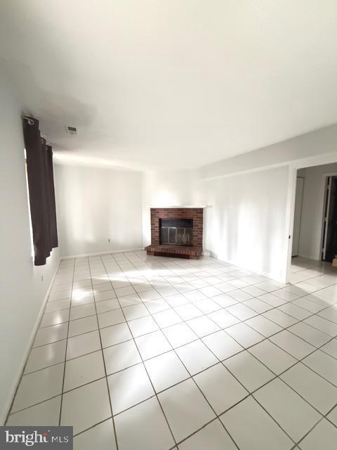 Building Photo - 6131 Gardenia Ct