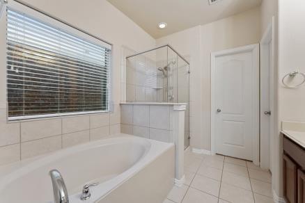 Building Photo - 26116 Chivalry Ct