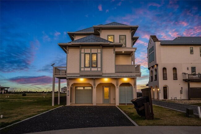 Building Photo - 312 Seagrass