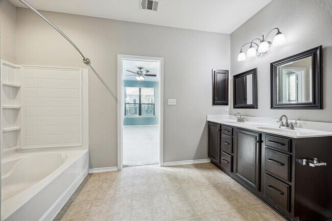 Building Photo - 19124 Pencil Cactus Dr