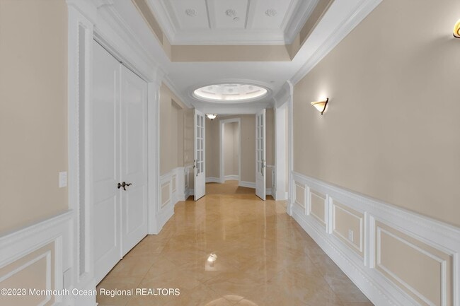 Building Photo - 1132 Oval Rd