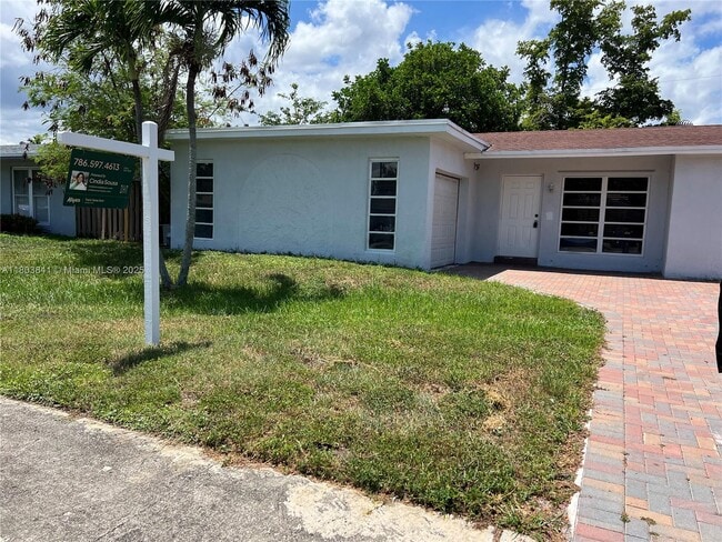Building Photo - 11431 NW 35th St