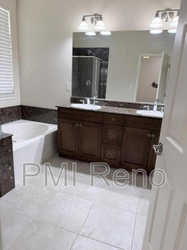 Building Photo - 10742 Amber Falls Dr