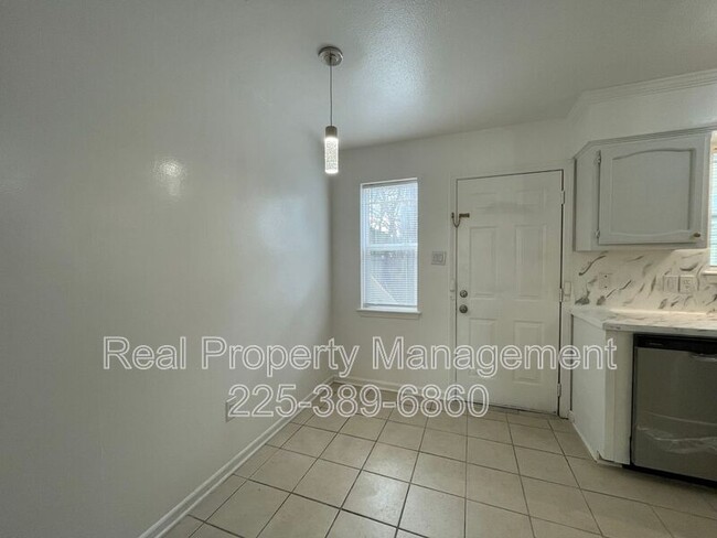 Building Photo - 1511 Cristy Dr