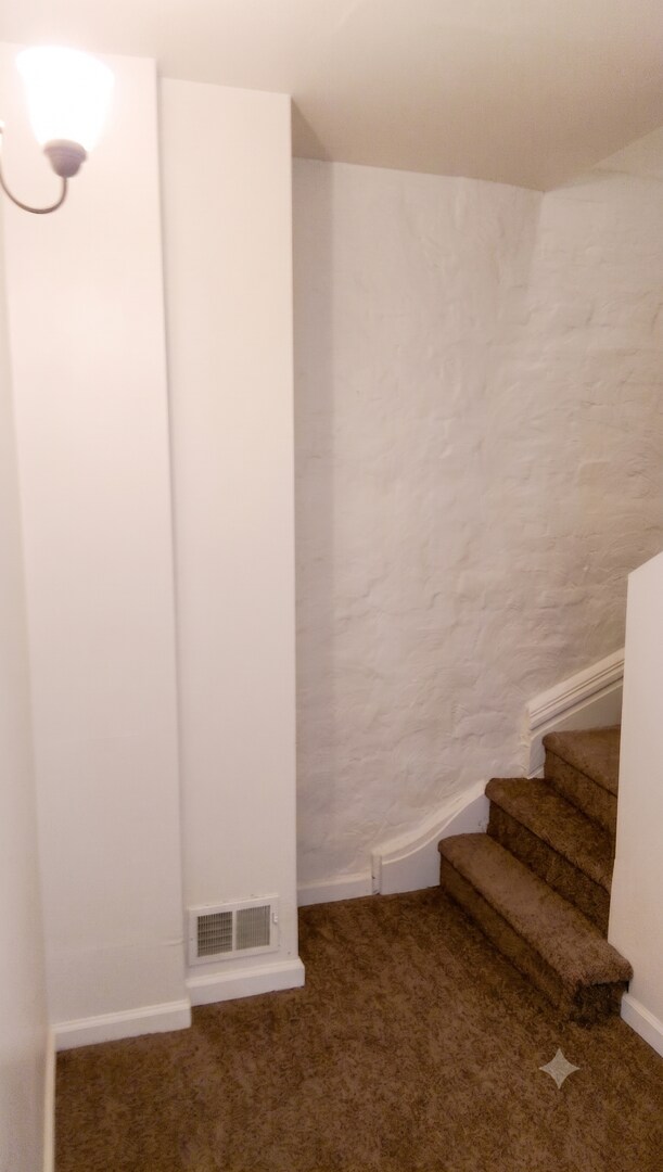 Building Photo - Cozy Rental - Lawrenceville