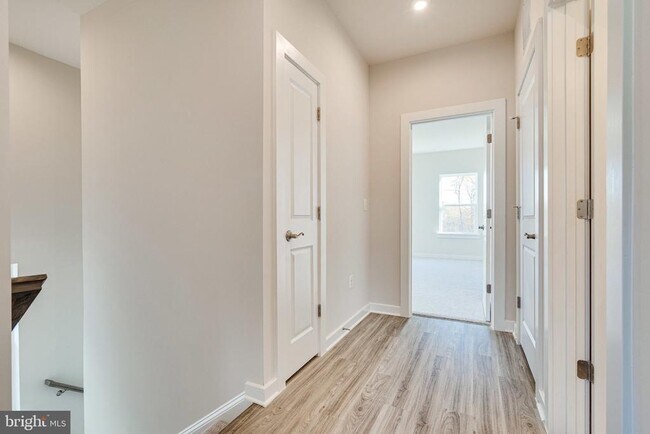 Building Photo - 1759 Autumn Maple Leaf Dr