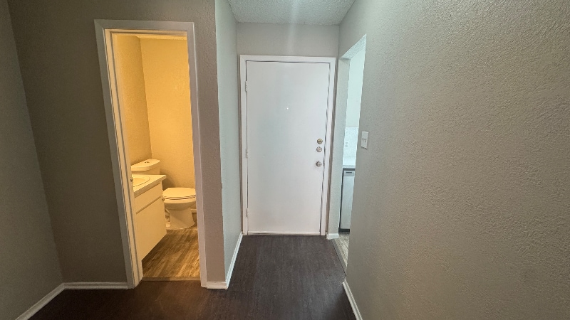 Building Photo - 3815 Coates Cir