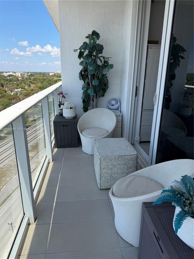 Building Photo - 4250 Biscayne Blvd