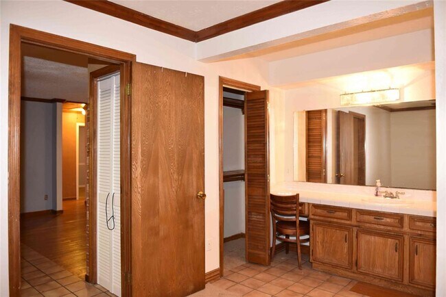Building Photo - 4331 Brookhead Trail