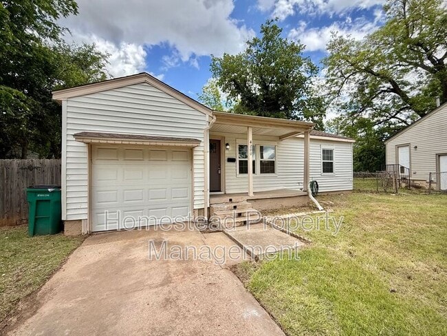 Building Photo - 4200 Altadena Ave