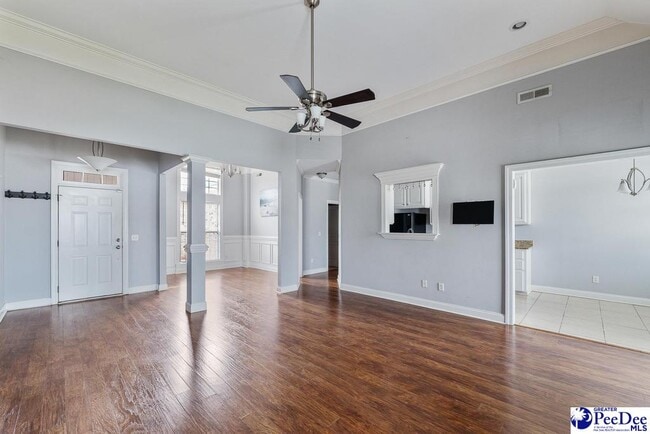 Building Photo - 1365 Millbank Dr