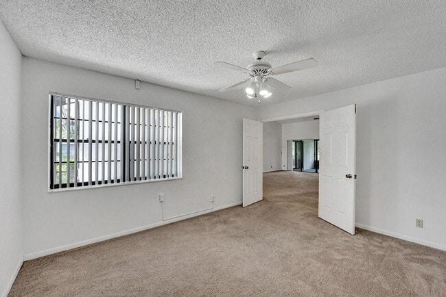 Building Photo - 8578 Eagle Run Dr