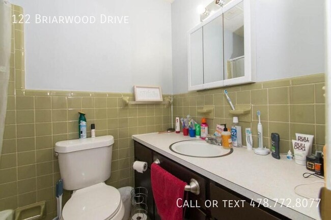 Building Photo - 122 Briarwood Dr