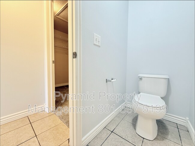 Building Photo - 1688 W 3180 N