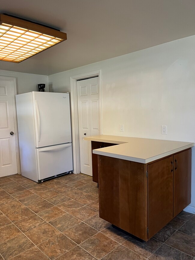 Building Photo - 1035 IN-25