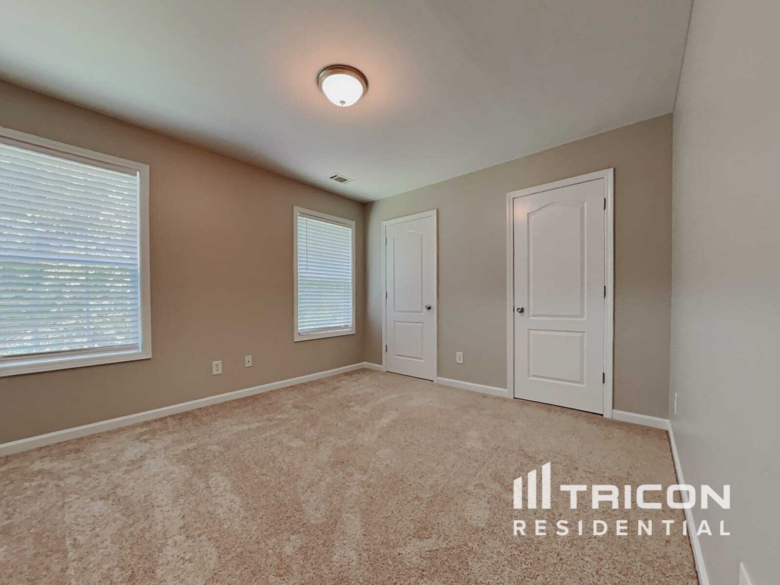 Building Photo - 3540 Stoney Creek Way