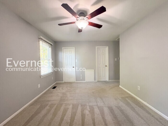 Building Photo - 5302 Greenough Pl