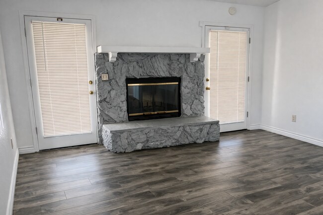 Building Photo - 12553 Foxtail Ln