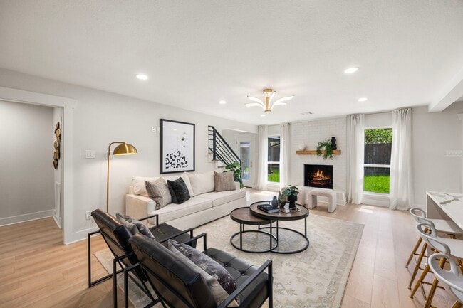 Building Photo - 2830 Triway Ln