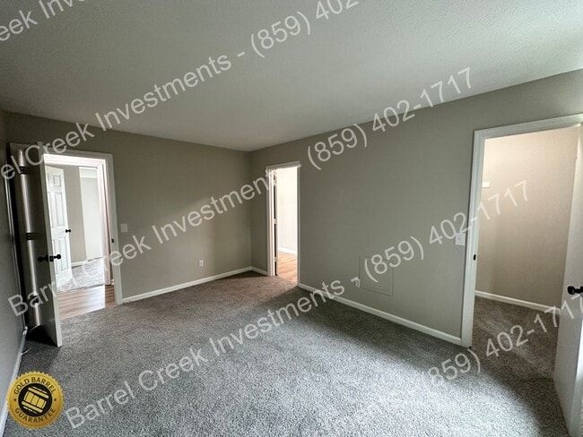 Building Photo - 2-Bed 1.5-Bath Townhome
