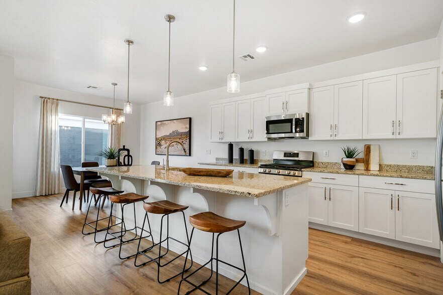Building Photo - 6068 S White Trails Dr