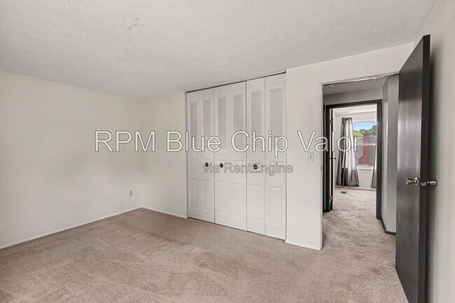 Building Photo - 11674 Greenhaven Ct
