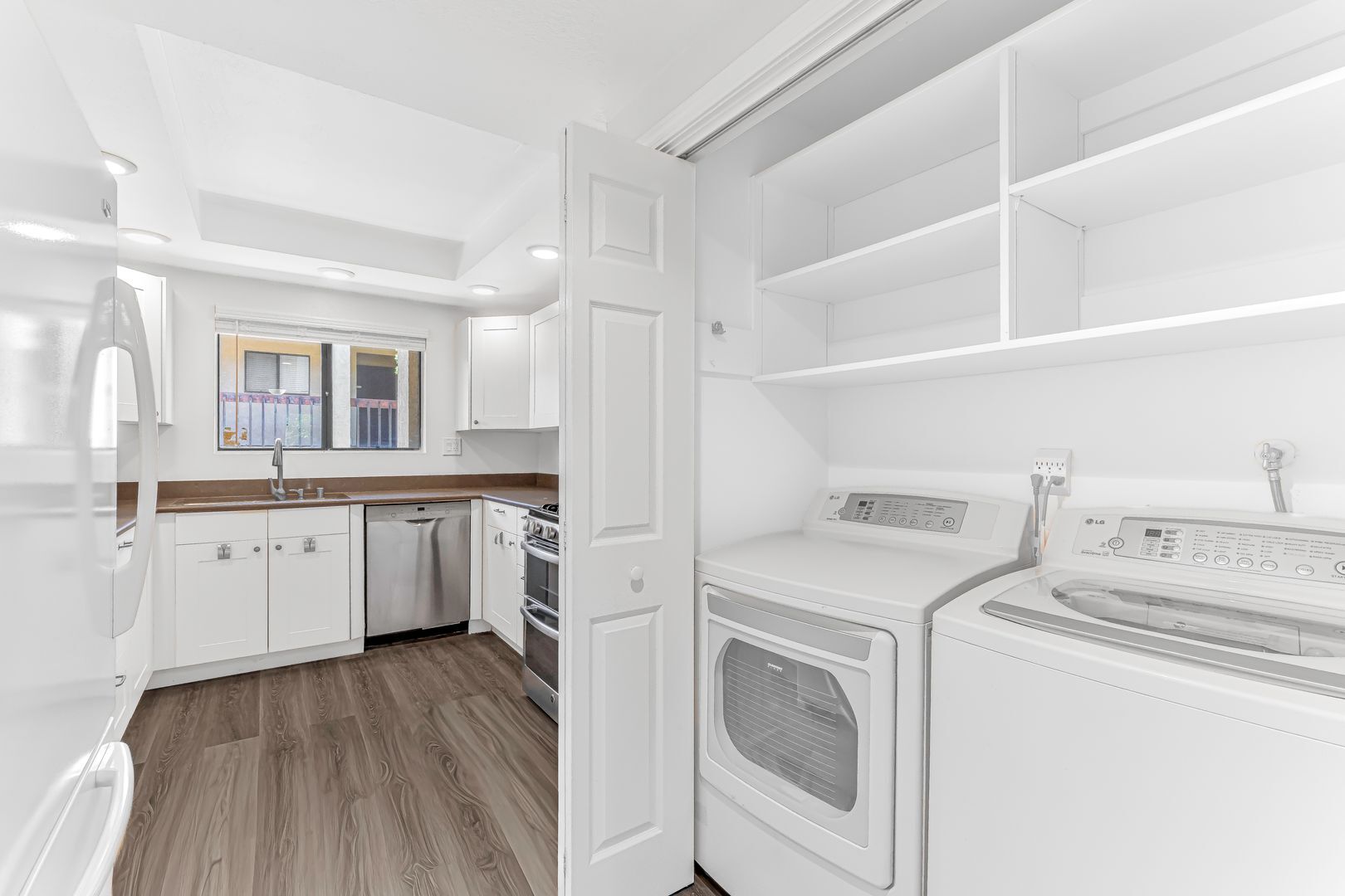 Building Photo - 2001 E 21st St