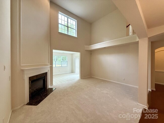 Building Photo - 1304 Ridgehaven Rd