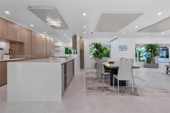 Building Photo - 4144 Pinta Ct