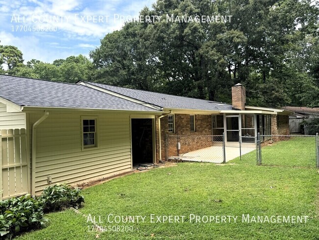 Building Photo - Spacious 3 bedroom Home in Gainesville