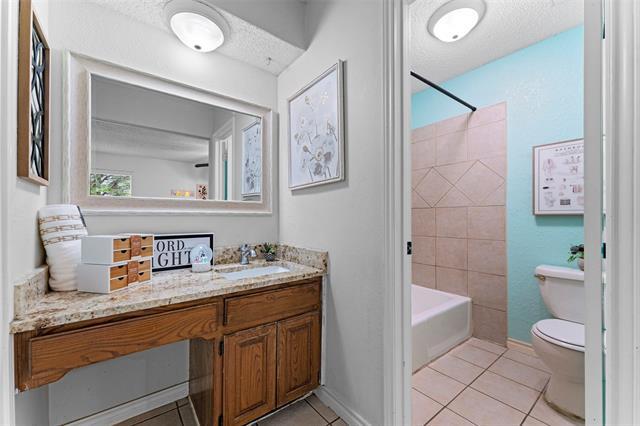 Building Photo - 6573 Ridglea Dr
