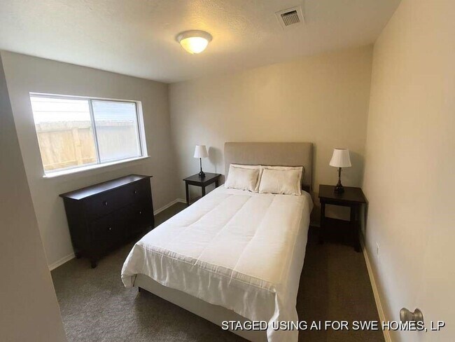 Building Photo - 11503 Bay Cedar Dr