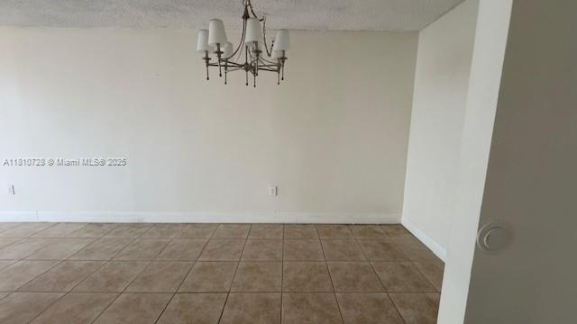 Building Photo - 9686 Fontainebleau Blvd