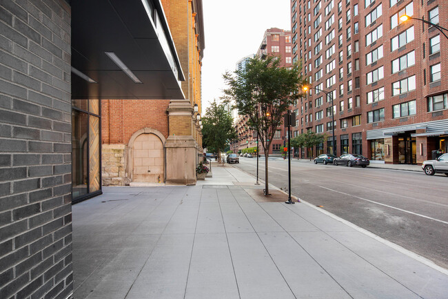 Building Photo - 311 W Illinois St