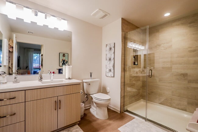 Building Photo - 7154 Miramonte